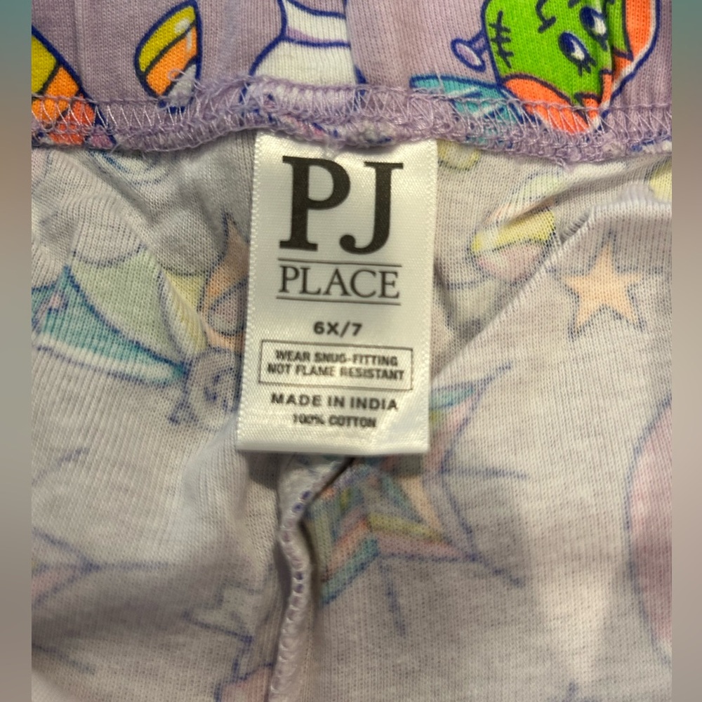 The Children’s Place “Boo Crew” Glow in the Dark Pajama Set 👻🍭🍬🧙🏻‍♀️🎃 - Picture 8 of 9